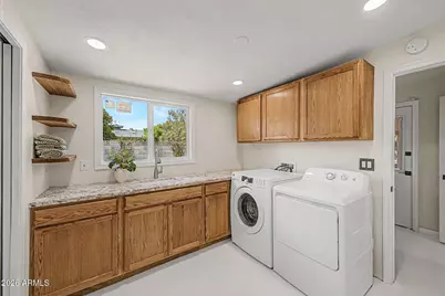 2246 E Elmwood Street, Mesa, AZ 85213 - Photo 6