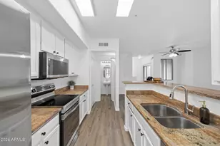 2402 E 5th St, Tempe, AZ 85288 - Photo 16