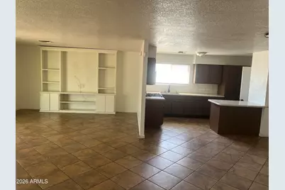 6425 W Rose Lane, Glendale, AZ 85301 - Photo 2