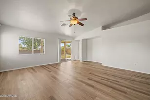 3661 E Thunderheart Trail, Gilbert, AZ 85297 - Photo 4