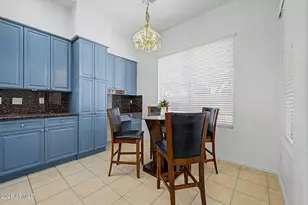 218 E Sunburst Ln, Tempe, AZ 85284 - Photo 12