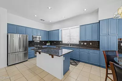 218 E Sunburst Lane, Tempe, AZ 85284 - Photo 10