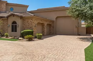 4255 W Lindbergh Way, Chandler, AZ 85226 - Photo 2
