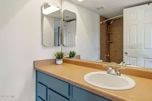 3601 W Tierra Buena Ln, Phoenix, AZ 85053 - Photo 14