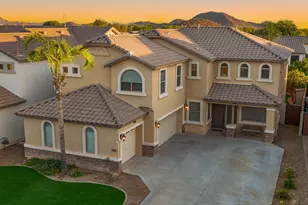 2541 E Ridge Creek Rd, Phoenix, AZ 85024 - Photo 2