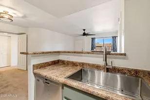 3601 W Tierra Buena Ln, Phoenix, AZ 85053 - Photo 10