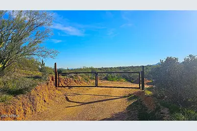 142X4 E Montello Road #-, Scottsdale, AZ 85262 - Photo 2