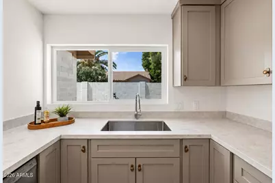 2104 E Enid Avenue, Mesa, AZ 85204 - Photo 14