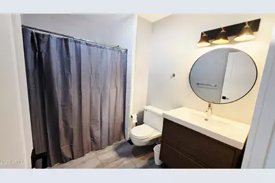 10546 W Palmeras Drive, Sun City, AZ 85373 - Photo 16