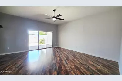 10546 W Palmeras Drive, Sun City, AZ 85373 - Photo 12