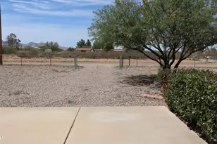 556 E Camino De Tundra, Huachuca City, AZ 85616 - Photo 34