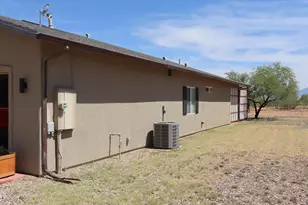 556 E Camino De Tundra, Huachuca City, AZ 85616 - Photo 10