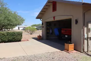 556 E Camino De Tundra, Huachuca City, AZ 85616 - Photo 16