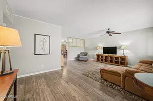 2109 E Dunbar Dr, Tempe, AZ 85282 - Photo 4