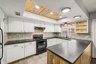 2109 E Dunbar Dr, Tempe, AZ 85282 - Photo 8