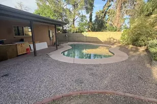 2417 E Yucca St, Phoenix, AZ 85028 - Photo 20