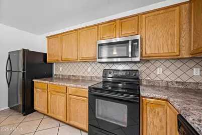 7940 W Florence Avenue, Phoenix, AZ 85043 - Photo 10