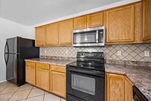 7940 W Florence Ave, Phoenix, AZ 85043 - Photo 10
