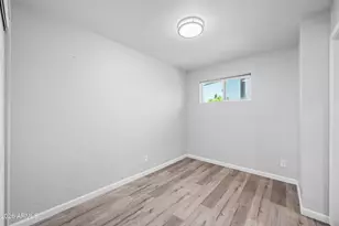 3025 N 32nd St, Phoenix, AZ 85018 - Photo 8