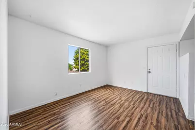 436 W Clark Street #Apt 202, Mesa, AZ 85201 - Photo 4