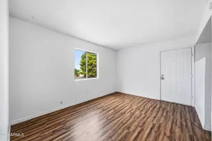 436 W Clark St, Mesa, AZ 85201 - Photo 4
