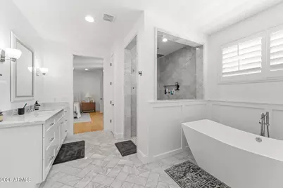 3655 E Piccadilly Road, Phoenix, AZ 85018 - Photo 18