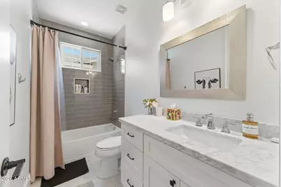 3655 E Piccadilly Road, Phoenix, AZ 85018 - Photo 20