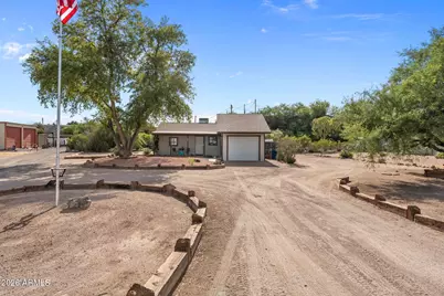 601 Whipple Court, Wickenburg, AZ 85390 - Photo 28