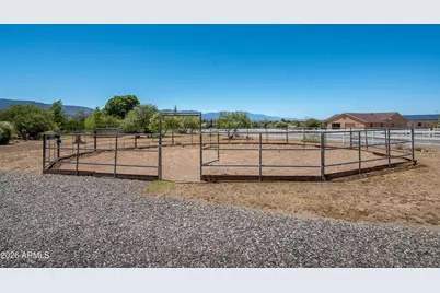 1053 N Esther Parkway, Camp Verde, AZ 86322 - Photo 6