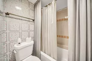 10410 N Cave Creek Rd, Phoenix, AZ 85020 - Photo 22