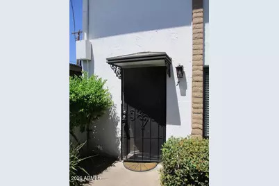 3637 E Monterosa Street #7, Phoenix, AZ 85018 - Photo 1