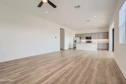 15550 S 181st Lane, Goodyear, AZ 85338 - Photo 6