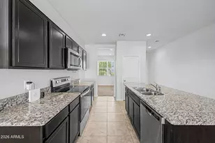 3039 S 78th Ln, Phoenix, AZ 85043 - Photo 8