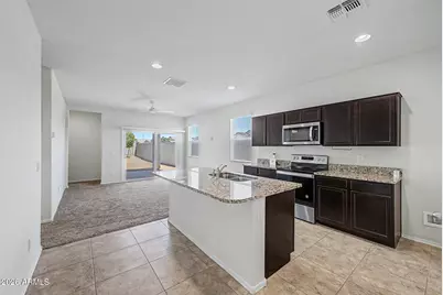 3039 S 78th Lane, Phoenix, AZ 85043 - Photo 2