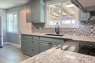 4843 W Flower St, Phoenix, AZ 85031 - Photo 8