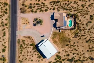 51207 W Iver Rd, Aguila, AZ 85320 - Photo 4