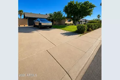803 W 18th Street, Tempe, AZ 85281 - Photo 2