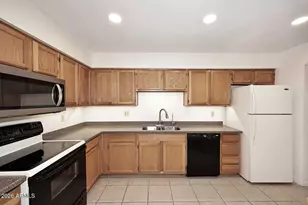 9115 E Purdue Ave, Scottsdale, AZ 85258 - Photo 8