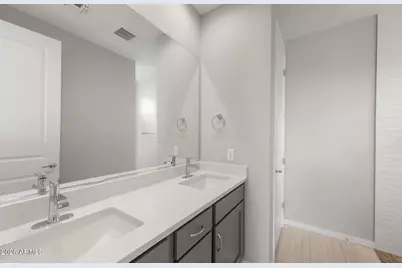 2440 W Silver Fox Way, Phoenix, AZ 85045 - Photo 14