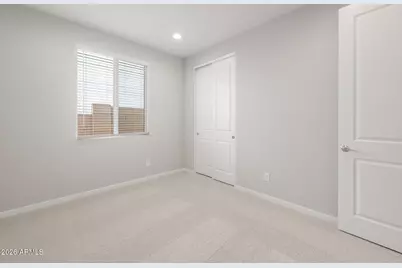 2440 W Silver Fox Way, Phoenix, AZ 85045 - Photo 18