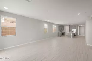 2440 W Silver Fox Wy, Phoenix, AZ 85045 - Photo 10