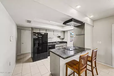 1000 E Loyola Drive, Tempe, AZ 85282 - Photo 12