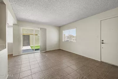 5981 N 48th Drive, Glendale, AZ 85301 - Photo 6