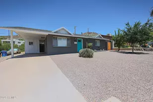 9854 N 1st St, Phoenix, AZ 85020 - Photo 2