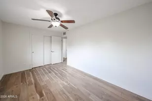 9854 N 1st St, Phoenix, AZ 85020 - Photo 14