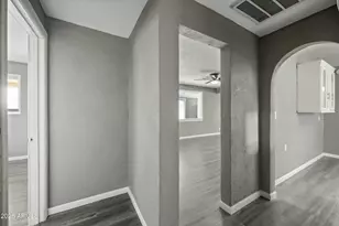 2601 N 51st St, Phoenix, AZ 85008 - Photo 24