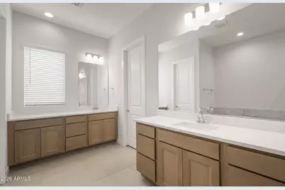 2437 W Nighthawk Way, Phoenix, AZ 85045 - Photo 18