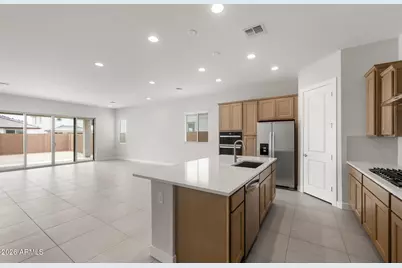 2437 W Nighthawk Way, Phoenix, AZ 85045 - Photo 8