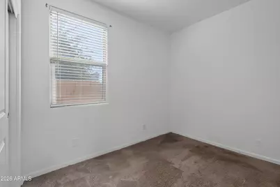 9209 W Wilow Bend Lane, Phoenix, AZ 85037 - Photo 24