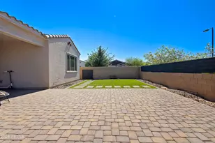 9209 W Wilow Bend Ln, Phoenix, AZ 85037 - Photo 30
